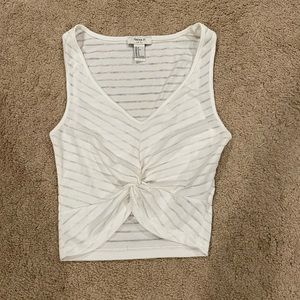 White twist knot crop top